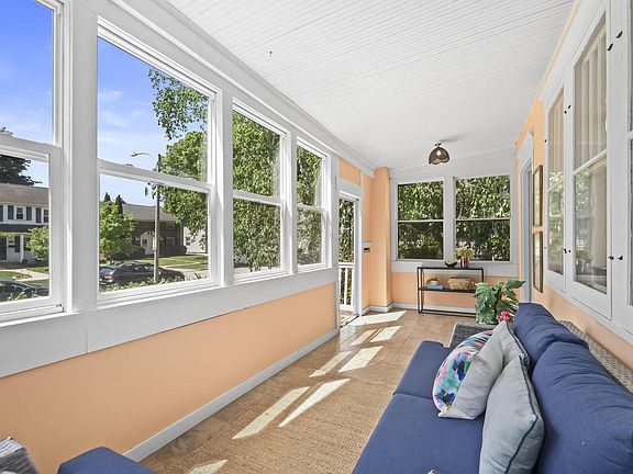5th image of 8138 Gridley AVENUE