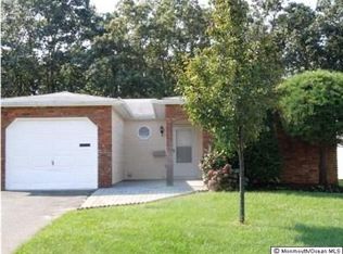 72 Central Blvd, Brick, NJ 08724