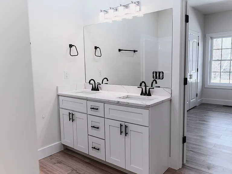 162 Balsinger St #2 — Photo 5