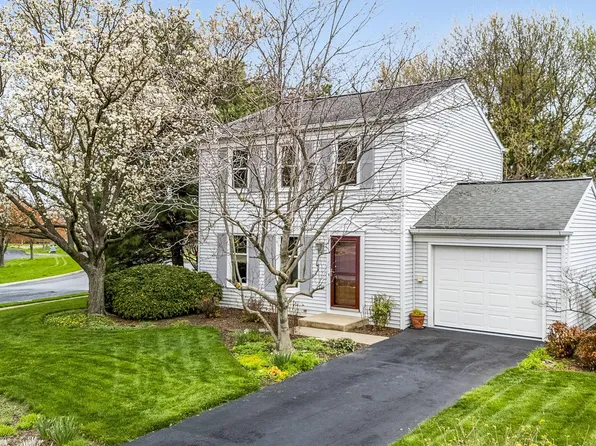 465 Sturbridge Dr, Lititz, PA 17543