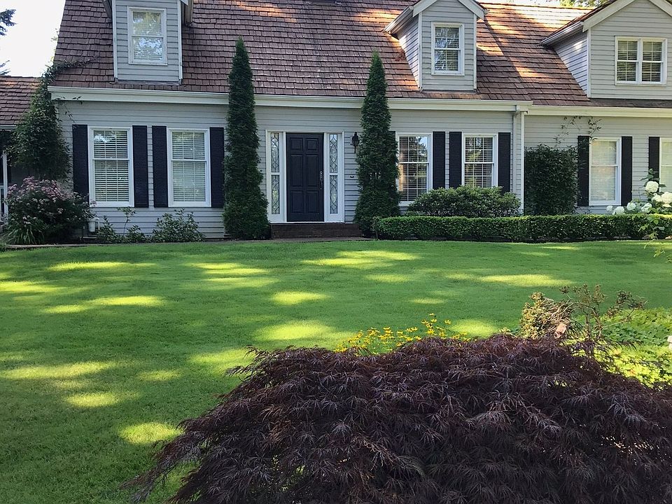 1st image of 16811 NE 124th St