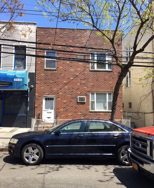 2nd image of 2305 24th Ave