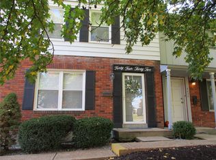 4432 Pegasus Dr, Saint Louis, MO 63129
