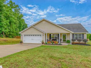 229 Barberry Ln, Greer, SC 29651