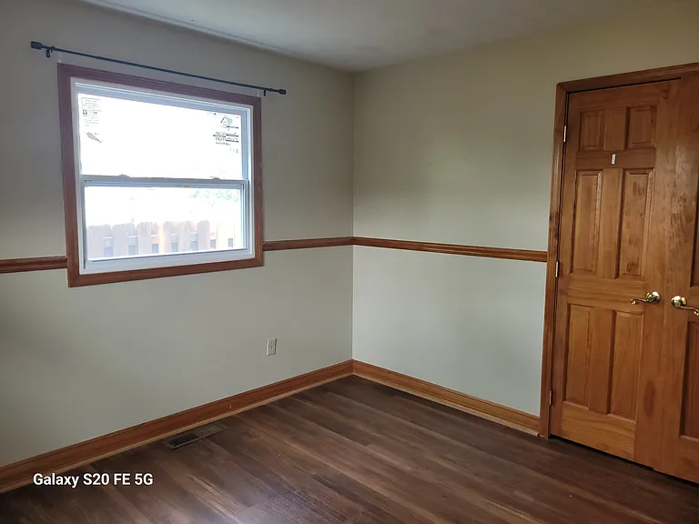 733 N Huntington St — Photo 12