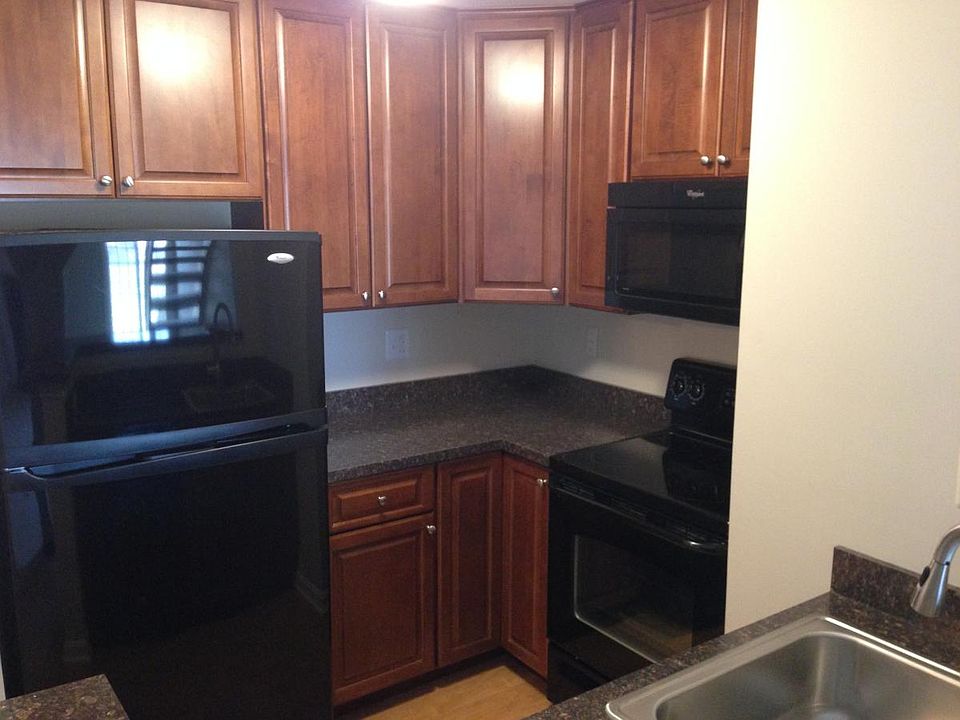 1st image of 6937J Mary Caroline Cir