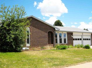 2267 N 15th St, Laramie, WY 82072