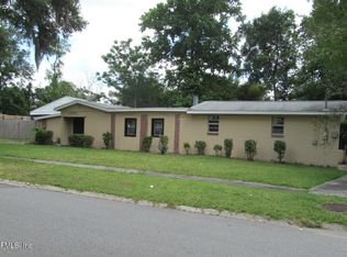 1261 Knobb Hill Dr, Jacksonville, FL 32221