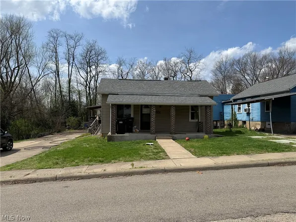 551 Carey St, Zanesville, OH 43701