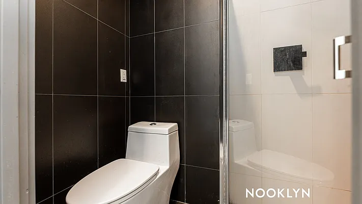 Rented by Nooklyn NYC LLC | media 19