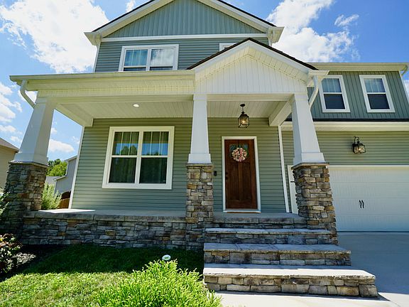 3rd image of 3909 Boyd Walters Ln