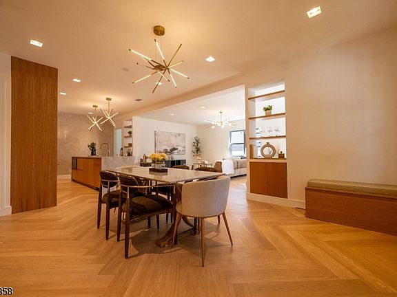 2nd image of 155 Waldo Pl