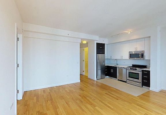 3rd image of 795 Columbus Ave APT 14E