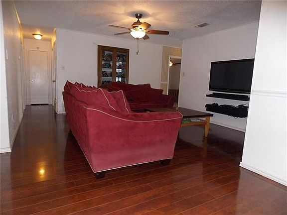 4th image of 514 Linda Dr