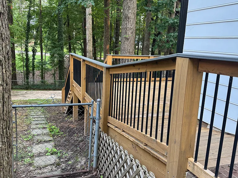 205 Honeysuckle Ln — Photo 19