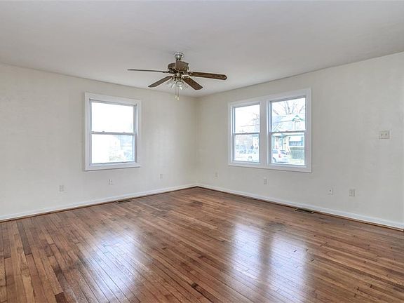 2nd image of 449 Newport News Ave