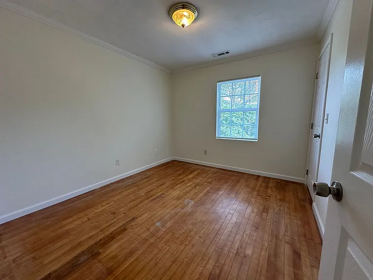 379 Robertsville Rd — Photo 10