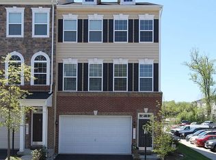 9085 Sandra Pl, Manassas Park, VA 20111