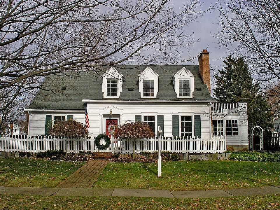 Hall Street view