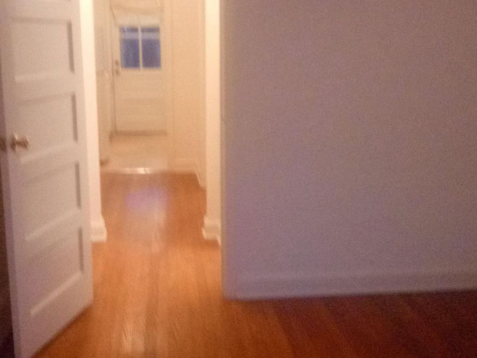 2nd image of 10 Sunset Dr APT 2