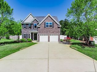 1521 Dulles Rd, Hope Mills, NC 28348