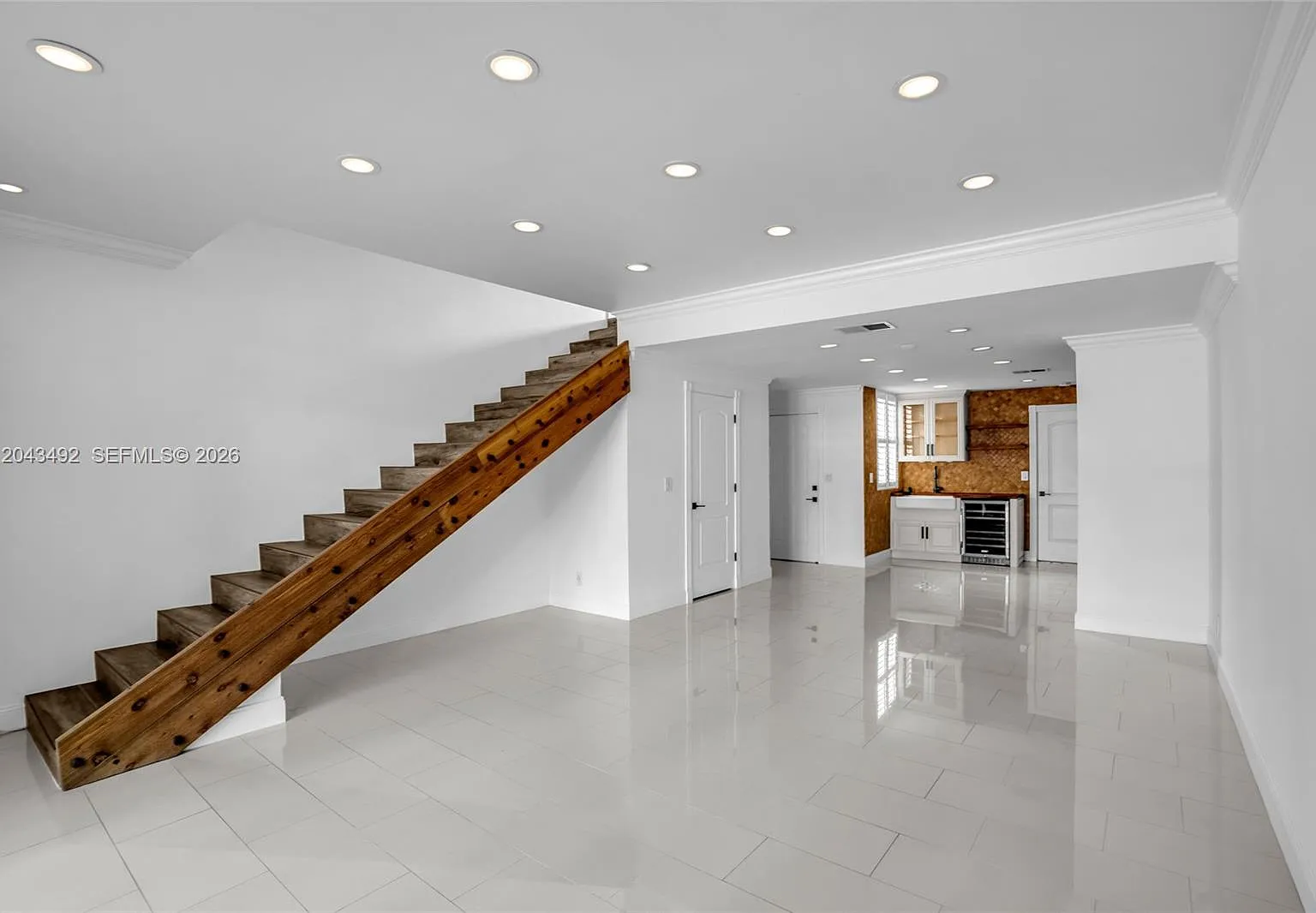 Sectors 3 & 4 Boundary Pl — Photo 4