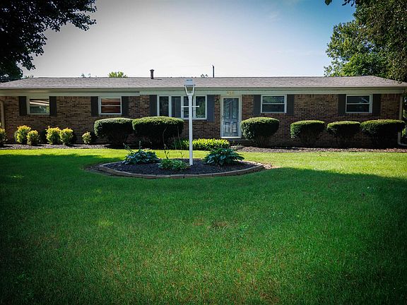 2nd image of 212 Foster Dr
