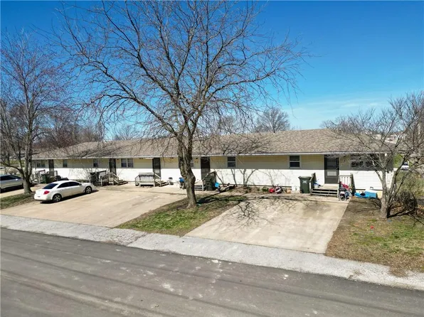 115 W Orchard St, Odessa, MO 64076
