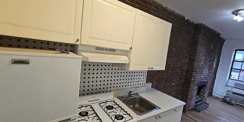 Rented by 195 Property Developers and Realtors LLC | media 5