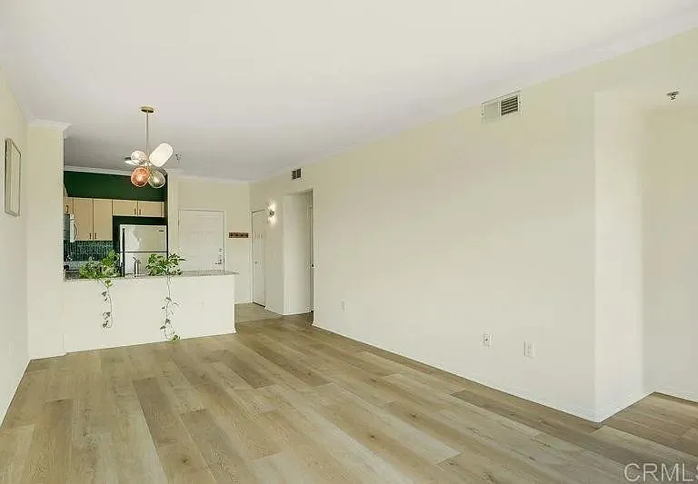1642 7th Ave #424 — Photo 3