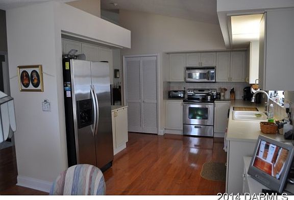 4th image of 989 Heatherwood Ct