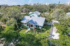 324 Julia Pl — Photo 49