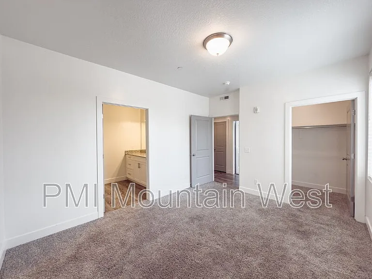 875 S Depot St #B251 — Photo 17