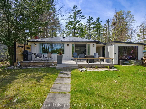 121 Stanley Rd, Woodville, ON K0M 2T0