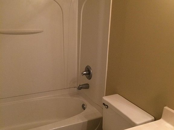 5th image of 1639 Foxhaven Dr #11