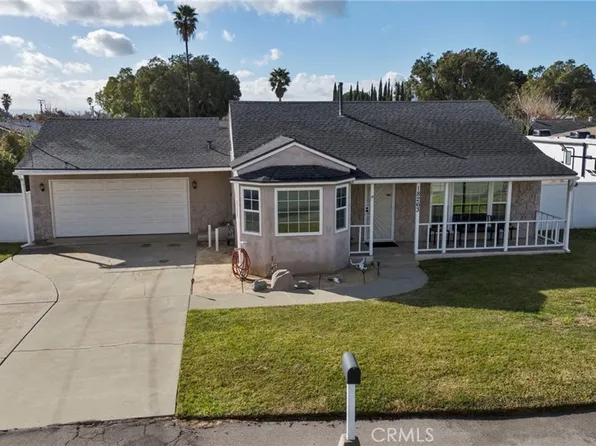 18263 Bonnie Ln, Fontana, CA 92335