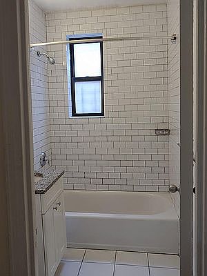 4th image of 6544 Saunders St #606