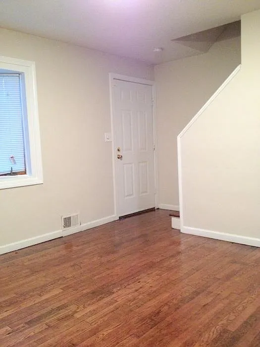 2 bed, 1000 sqft, $1,750 — Photo 4