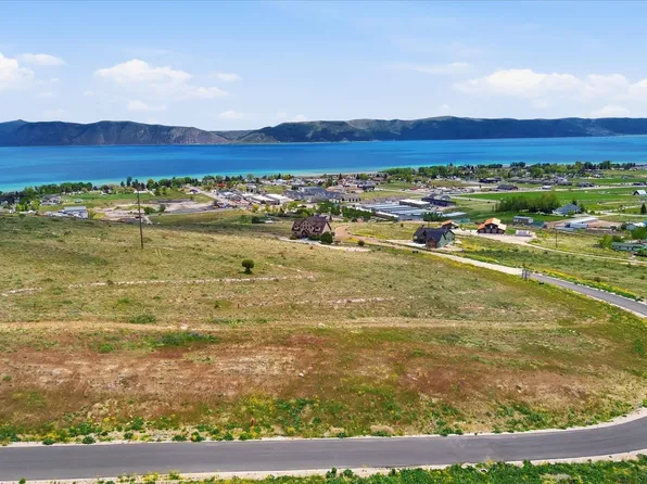 294 W Elk Ridge Rd, Garden City, UT 84028