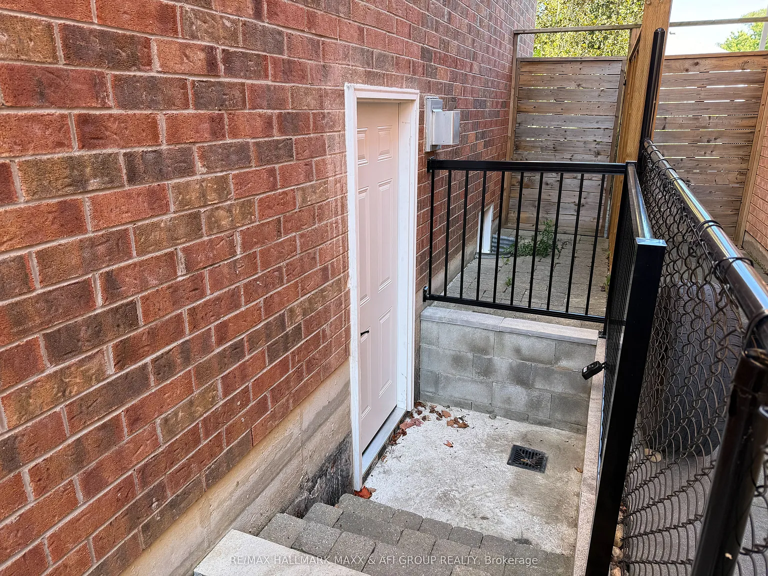 2 bed, $1,780 — Photo 3