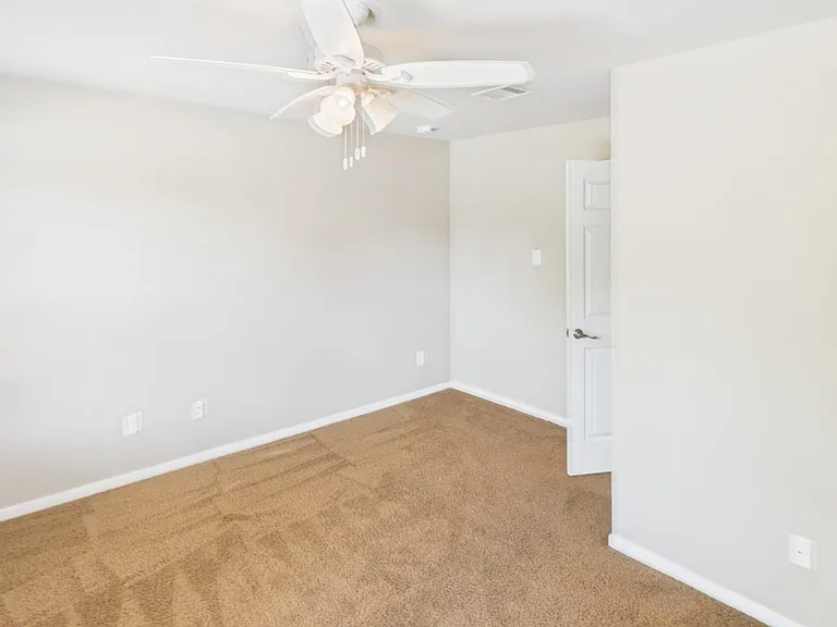 17143 Deaton Mill Dr — Photo 30