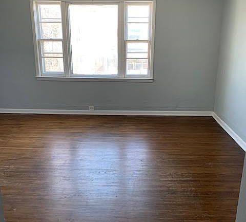 5th image of 398 14th St Floor 2