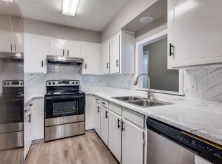 3034 Conflans Rd, Irving, TX 75061