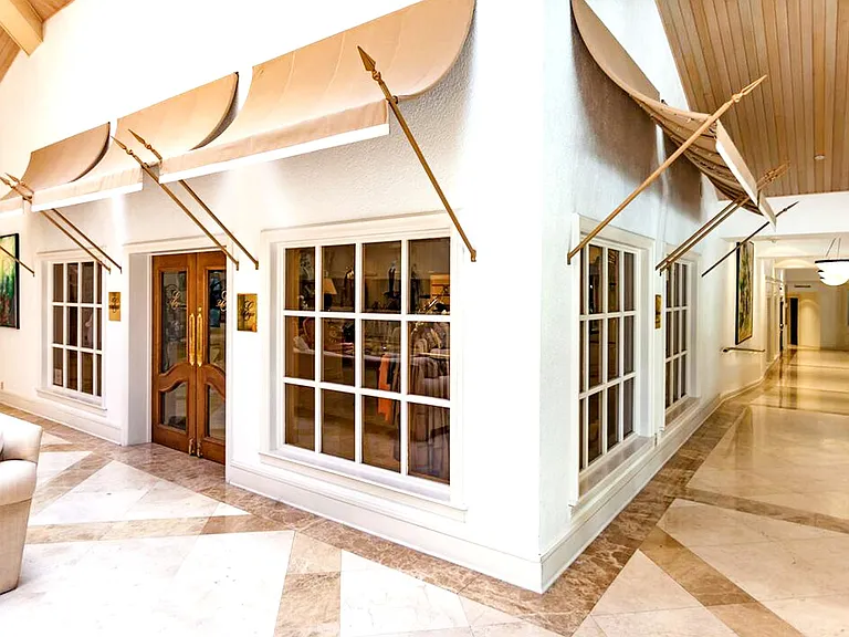 Gift Shop - only 200 yards from villa
