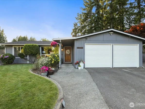 14305 141st Court SE, Renton, WA 98059