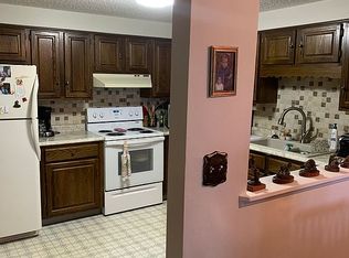 1350 Kimberly Ridge Rd APT 213, Bettendorf, IA 52722