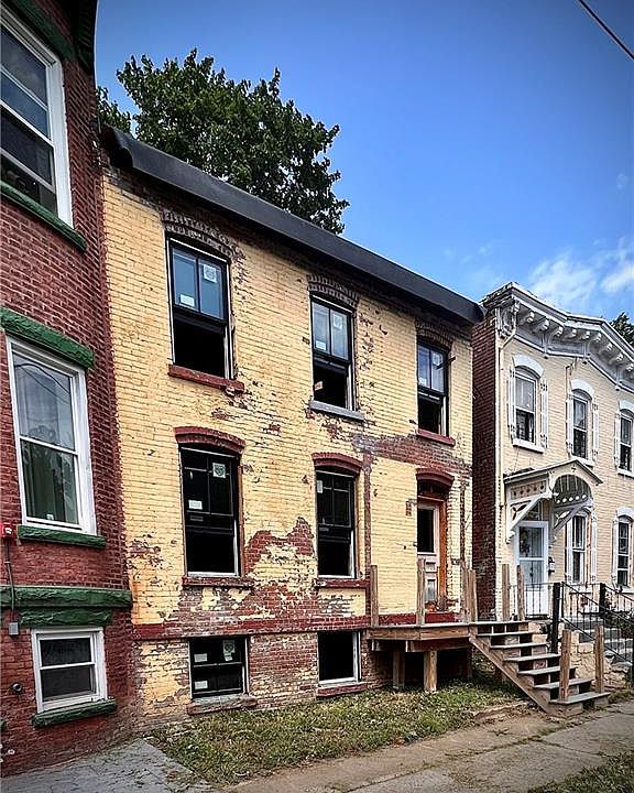 1st image of 127 Johnston St