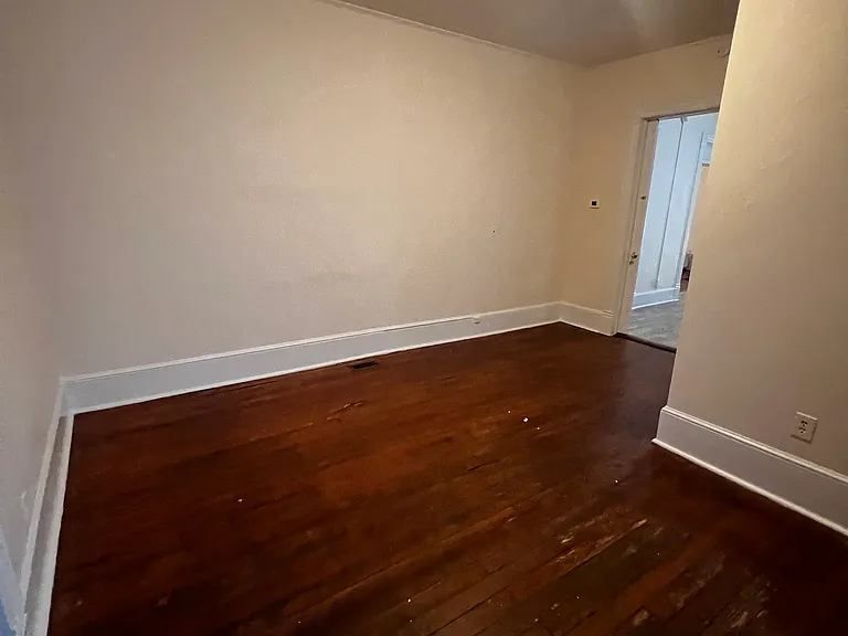 406 Highland Ave SW #2 — Photo 22