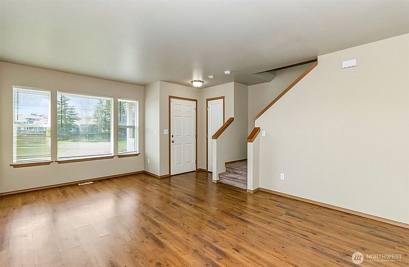 5th image of 2905 11th Street #B