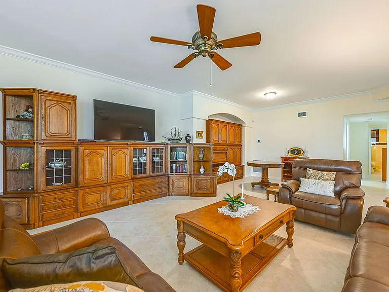 25031 Banbridge Ct #101 — Photo 6